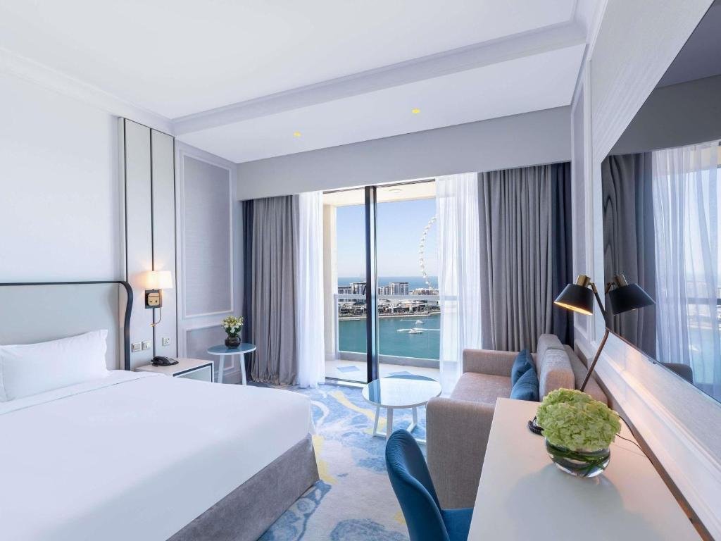 Sofitel Dubai Jumeirah Beah