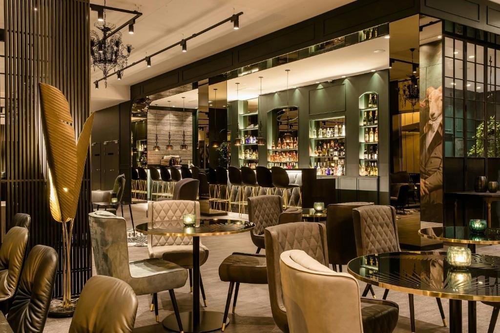 Motel One Paris-Porte Dorée 
