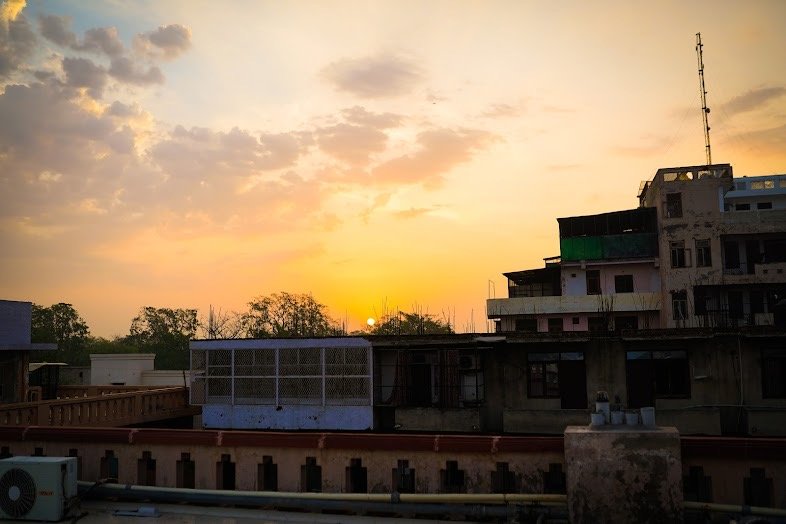 MVT Guest House & Restaurant 