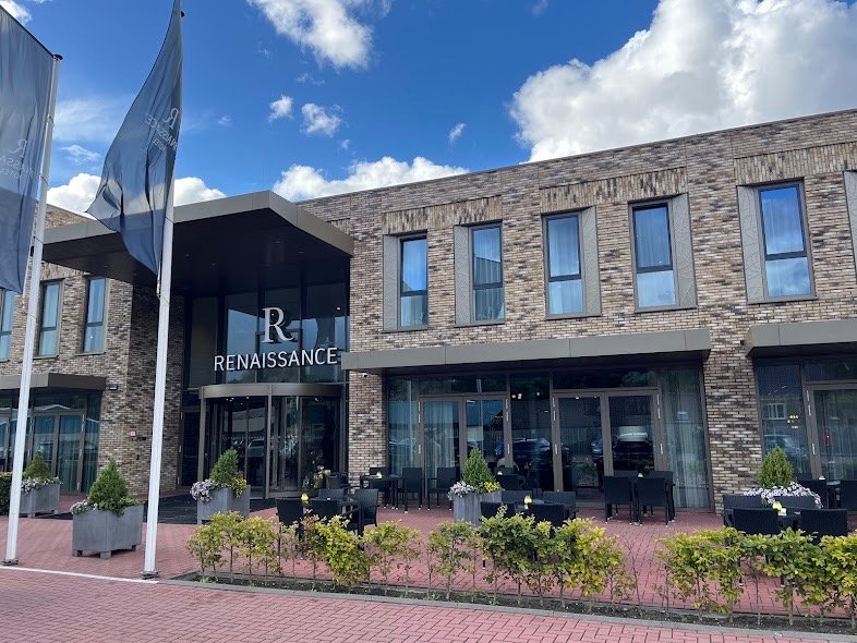 Renaissance Amsterdam Schiphol Airport Hotel 