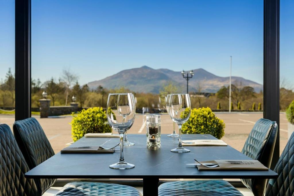 Killarney Oaks Hotel Ireland 