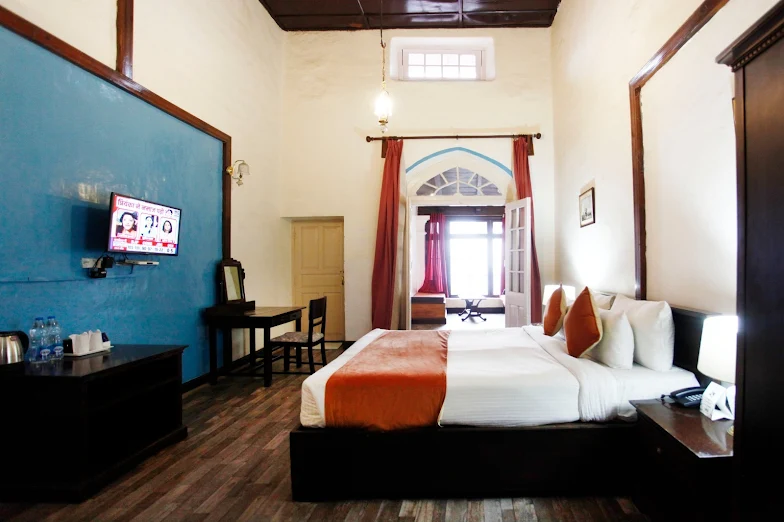 The Palace Belvedereb Nainital