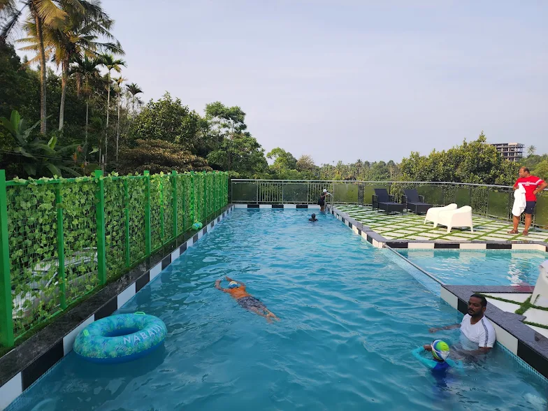 Hotel White House Munnar