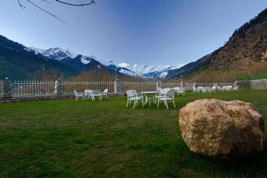 The Whitestone Resorts