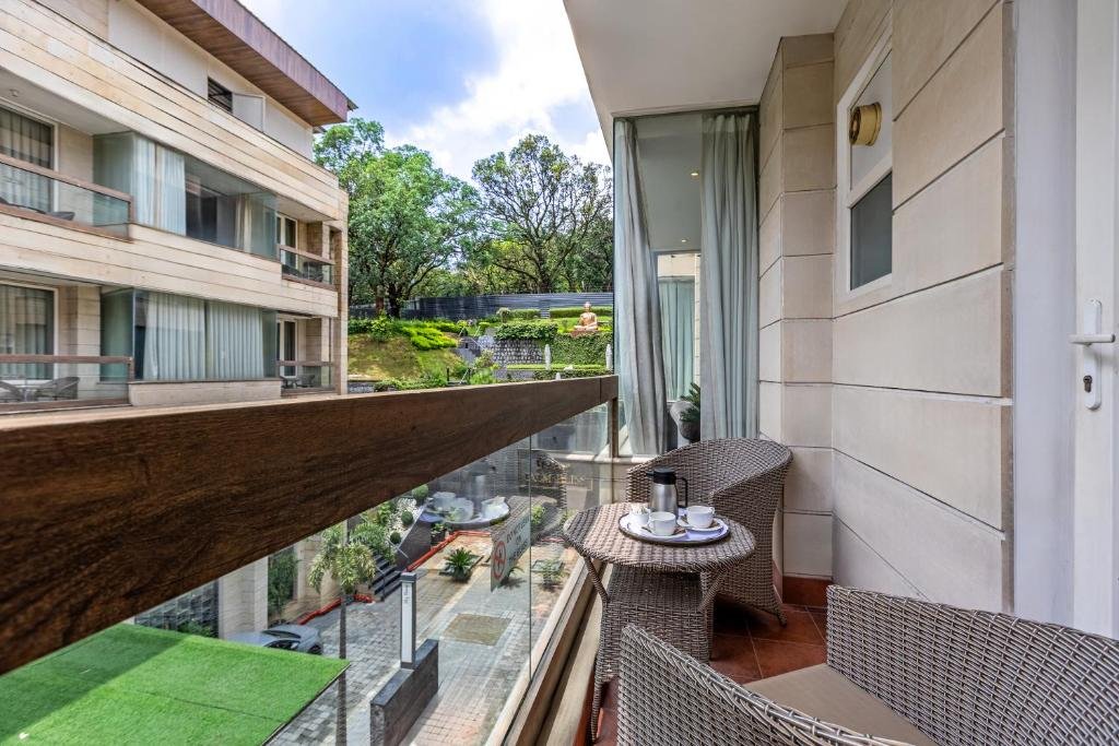 Sterling Palm Bliss Wellness Resort Rishikesh 