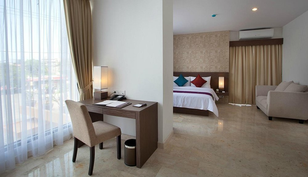 Park Regis.
