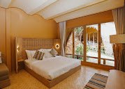 LAZULA : Forest Retreat