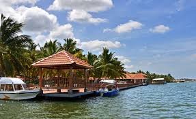 Estuary Sarovar Premiere Poovar Island