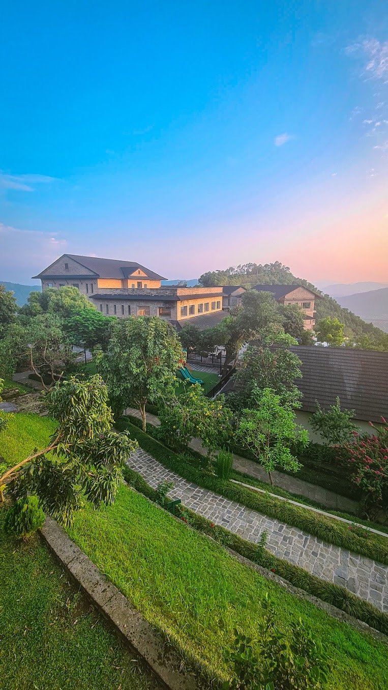 Rupakot Resort