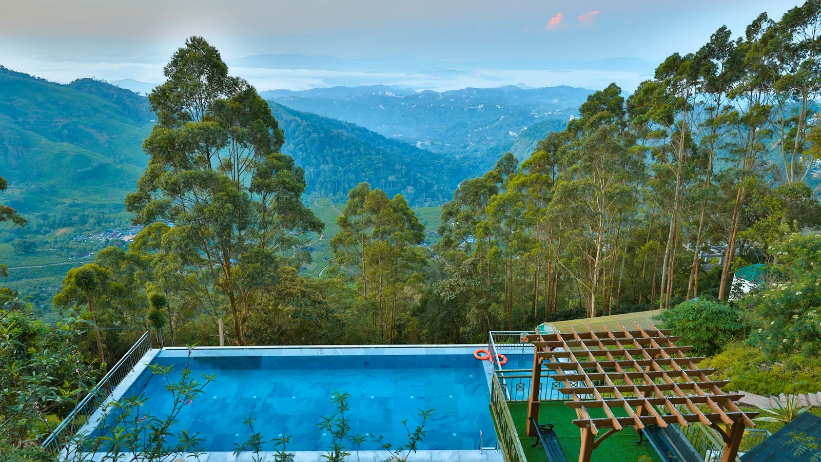 Fragrant Nature Hotel & Spa