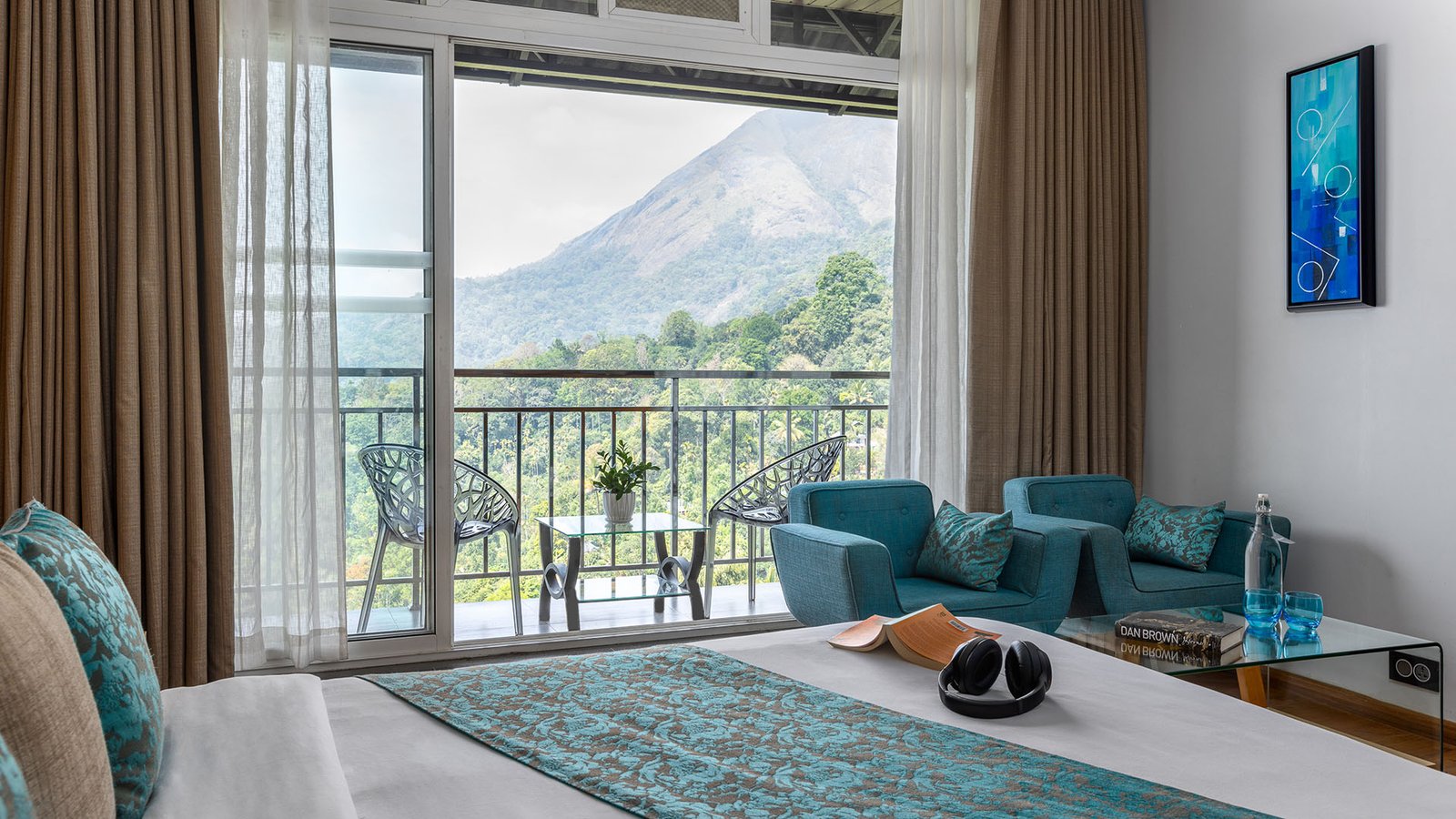 The Panoramic Getaway