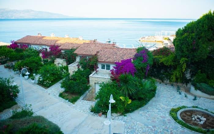 Bougainville Bay Resort & SPA
