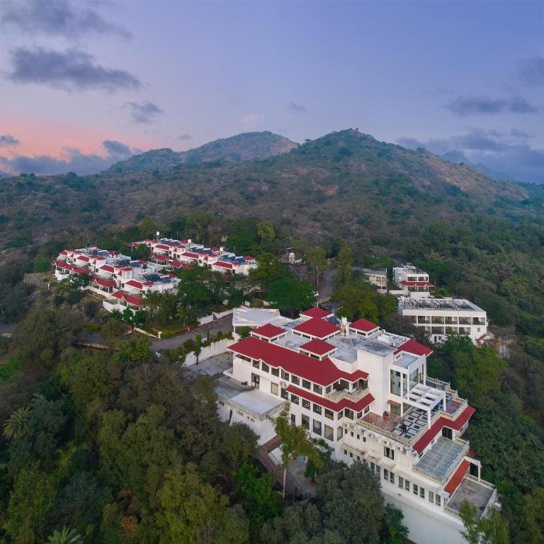 Sterling, Mount Abu