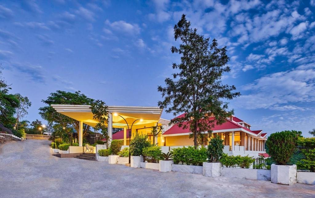 Sterling, Mount Abu