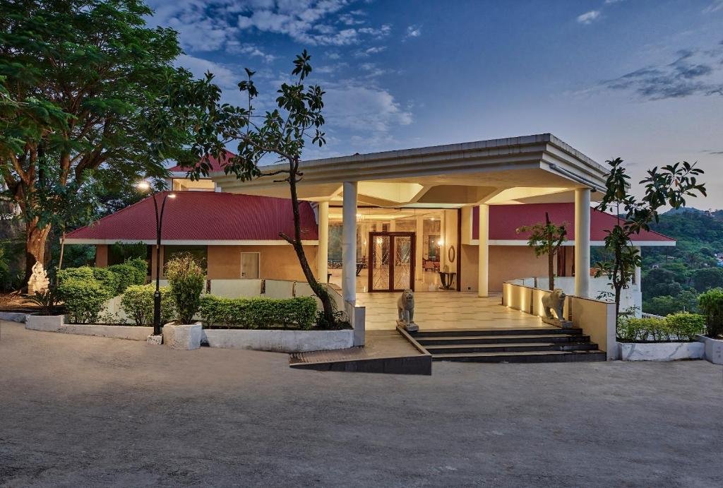 Sterling, Mount Abu