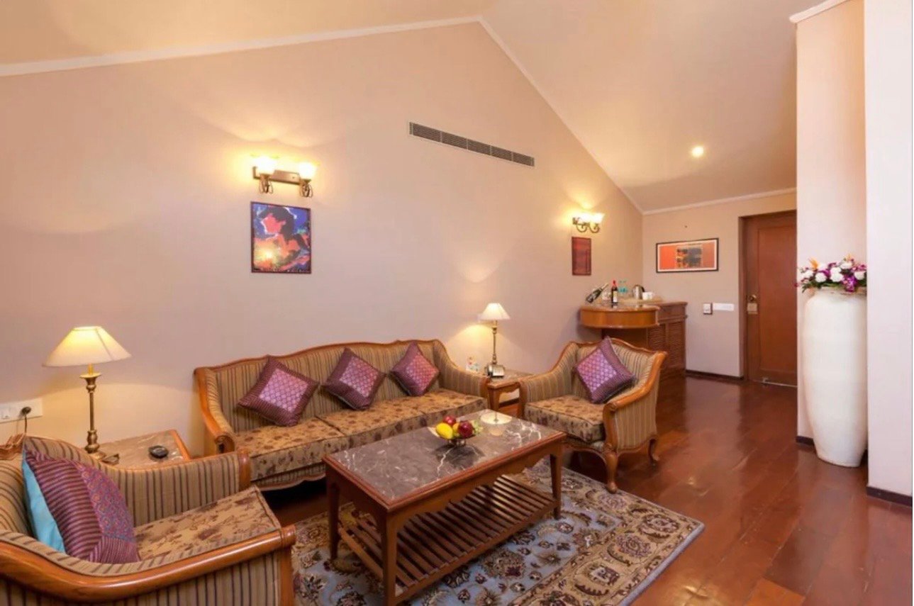 Hotel Hilltone