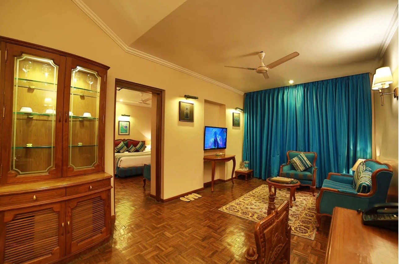 Hotel Hilltone