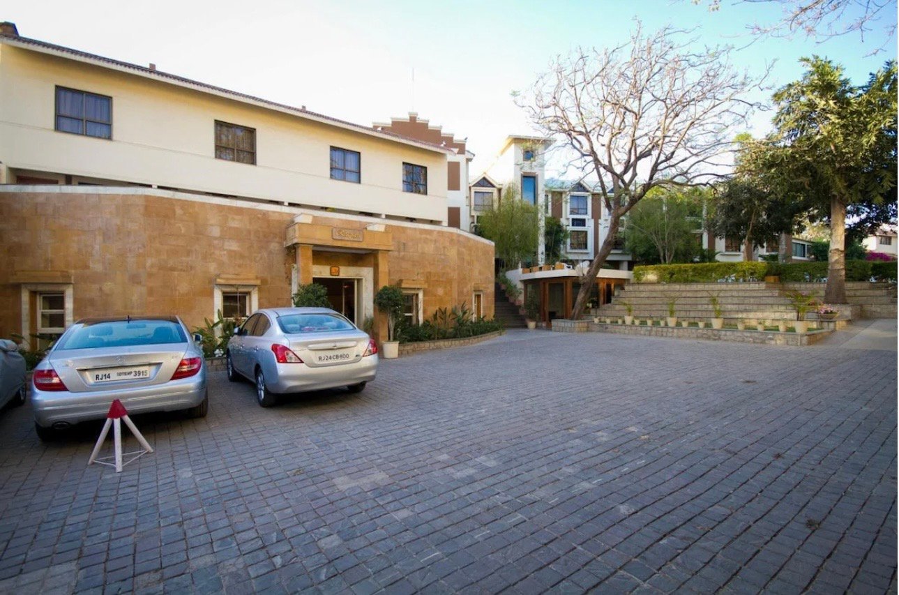 Hotel Hilltone