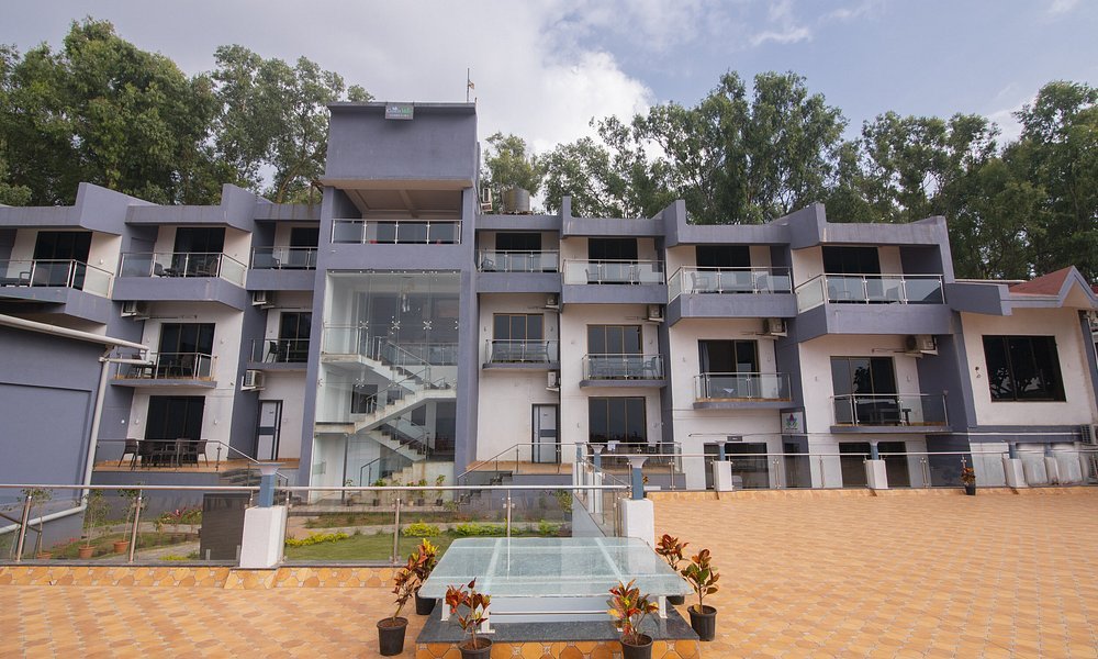 Cloud Mist Resort and Spa