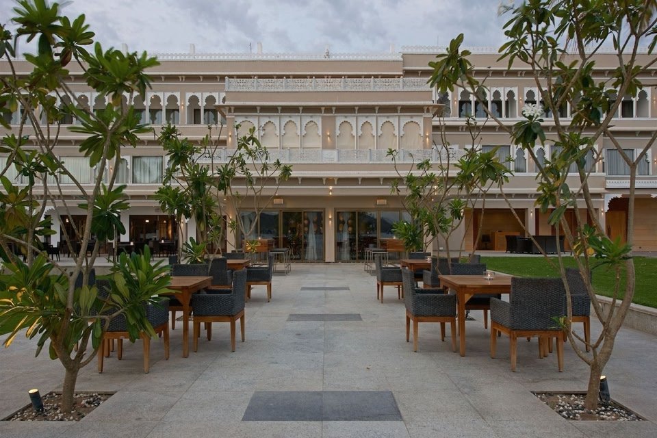 Hotel Lakend