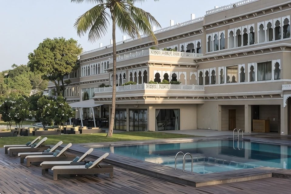 Hotel Lakend