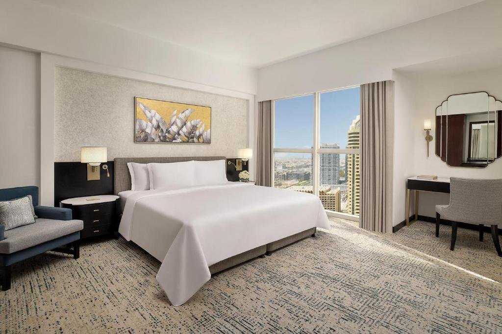 Dusit Thani Dubai 