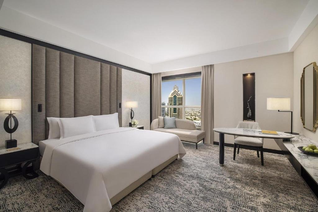 Dusit Thani Dubai 