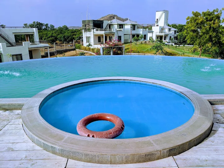 Lion's Den Resort Gir 