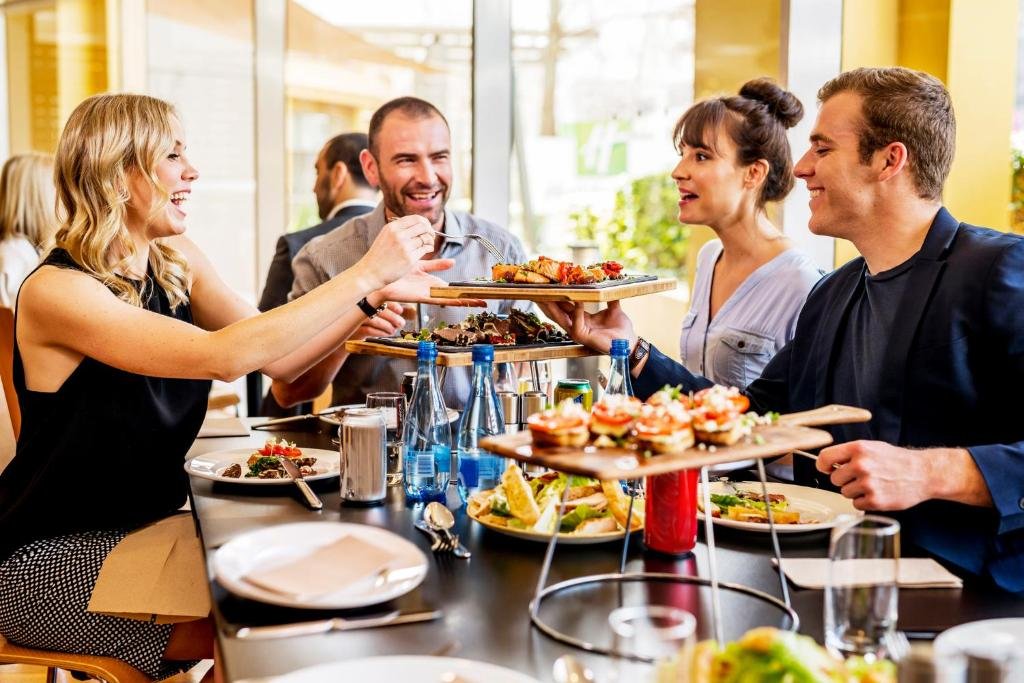 Holiday Inn Sydney Potts Point 