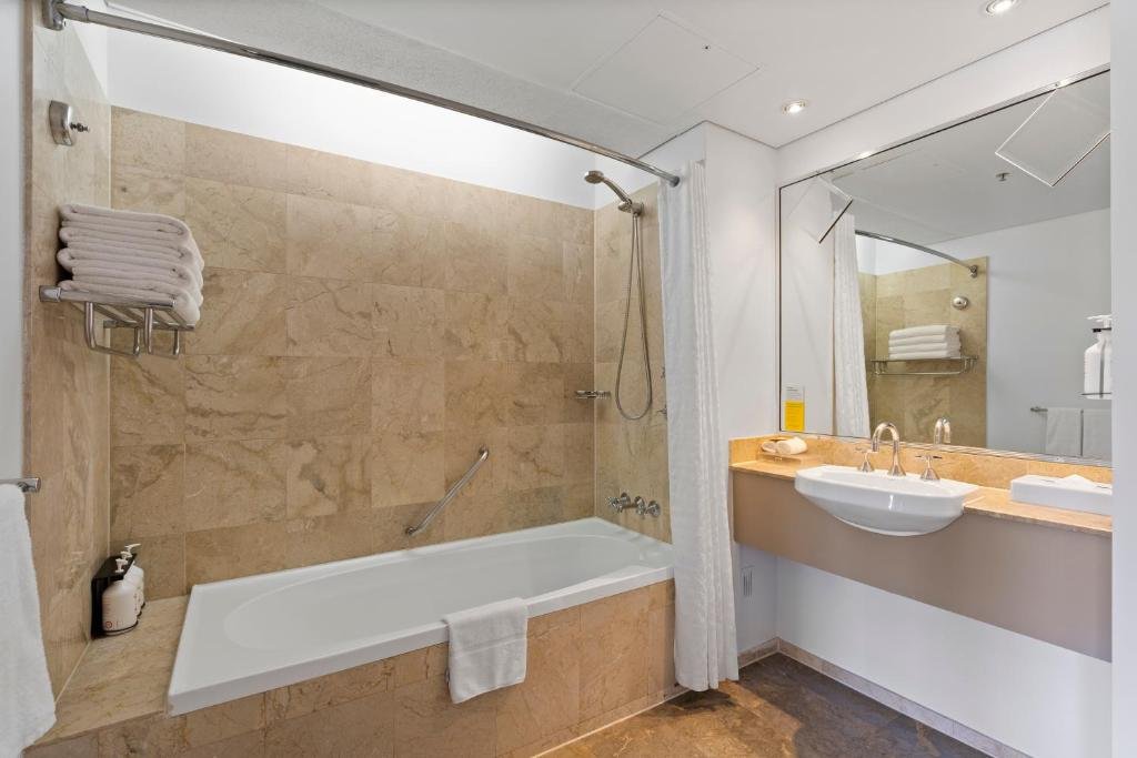 Holiday Inn Sydney Potts Point 