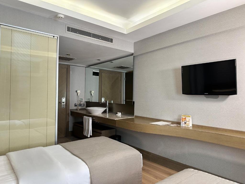 AHC Grand Bazaar Hotel 