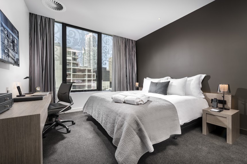 THE MELBOURNE HOTEL