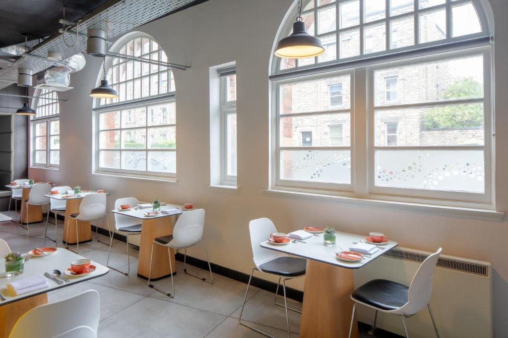 KM Apartments  Edinburgh Scotland 