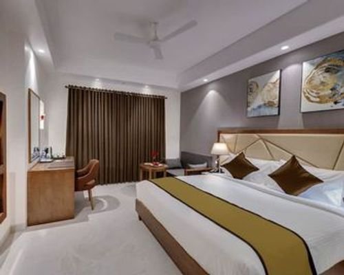 Hotel Avon International