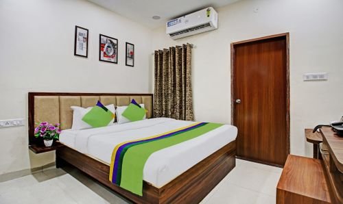 Treebo Trend Hotel Krishna Regency Gautam Nagar - Bhopal - 