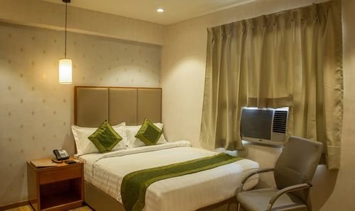 Treebo Trend Hotel Krishna Regency Gautam Nagar - Bhopal - 