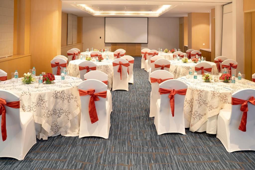 Sheraton Hyderabad Hotel 