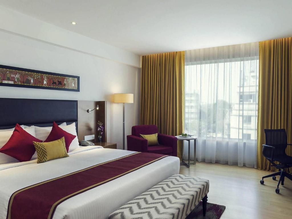Mercure Hyderabad KCP Banjara Hills, An Accor Hotel 