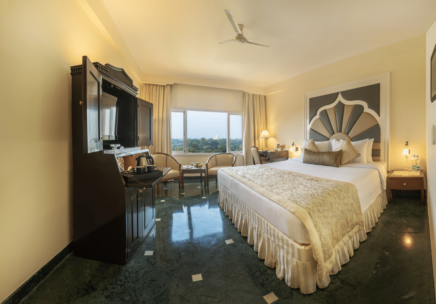 Hotel Clarks Shiraz, Agra