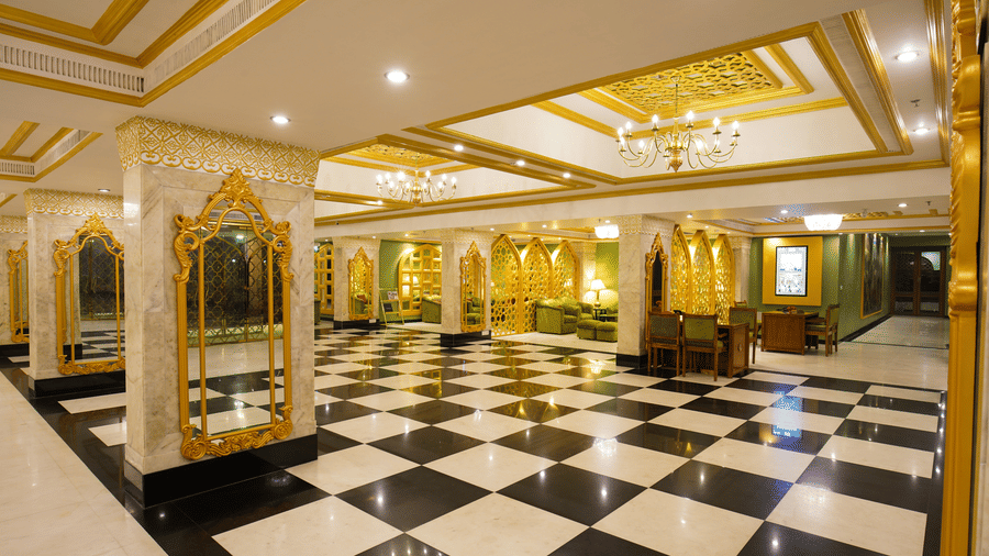 Hotel Clarks Shiraz, Agra