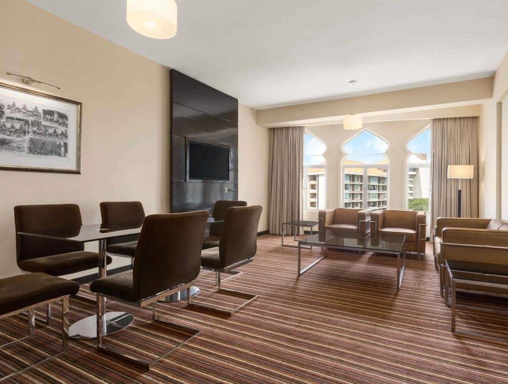 Ramada by Wyndham Colombo 