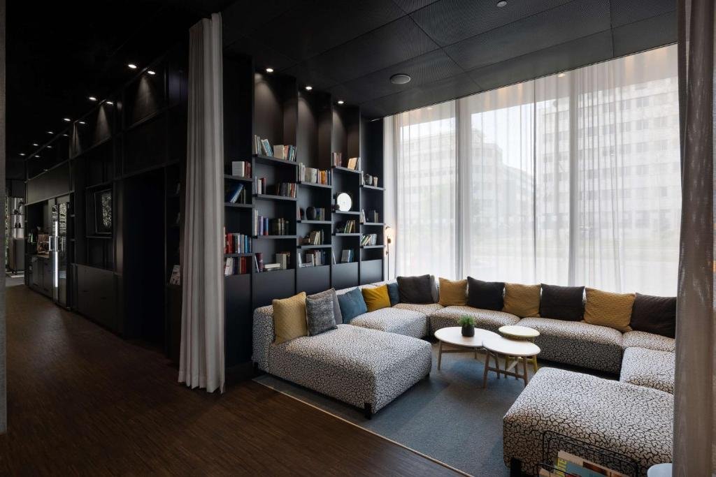 Radisson Hotel & Suites Zurich 