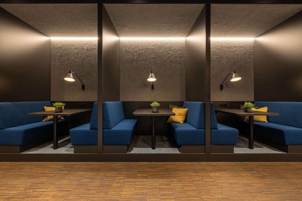 Radisson Hotel & Suites Zurich 