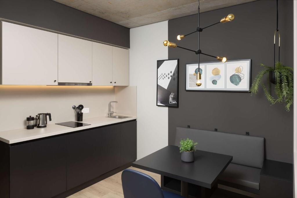 Radisson Hotel & Suites Zurich 