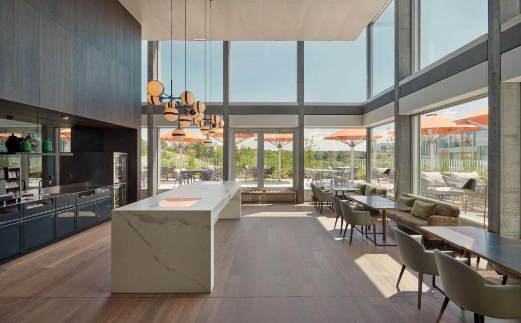 Hyatt Regency Zurich Airport Circle 