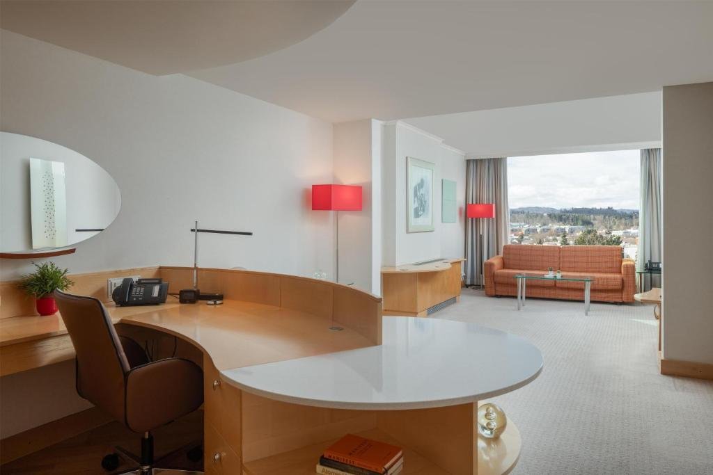 Hilton Zurich Airport 
