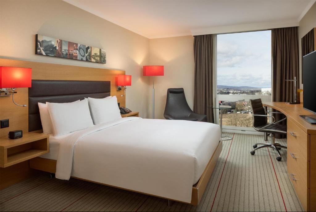 Hilton Zurich Airport 