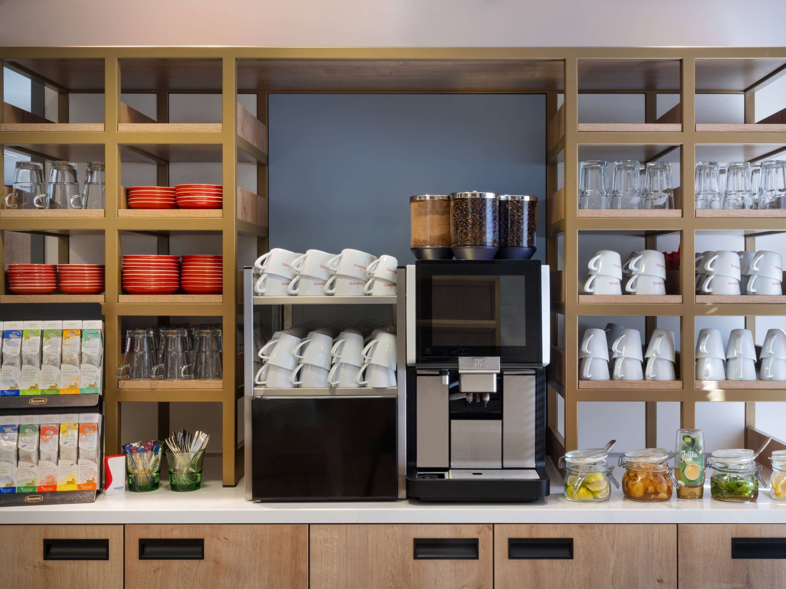 Hilton Garden Inn 