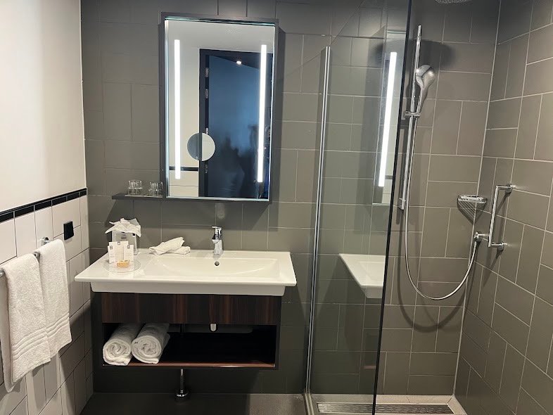 Renaissance Amsterdam Schiphol Airport Hotel 