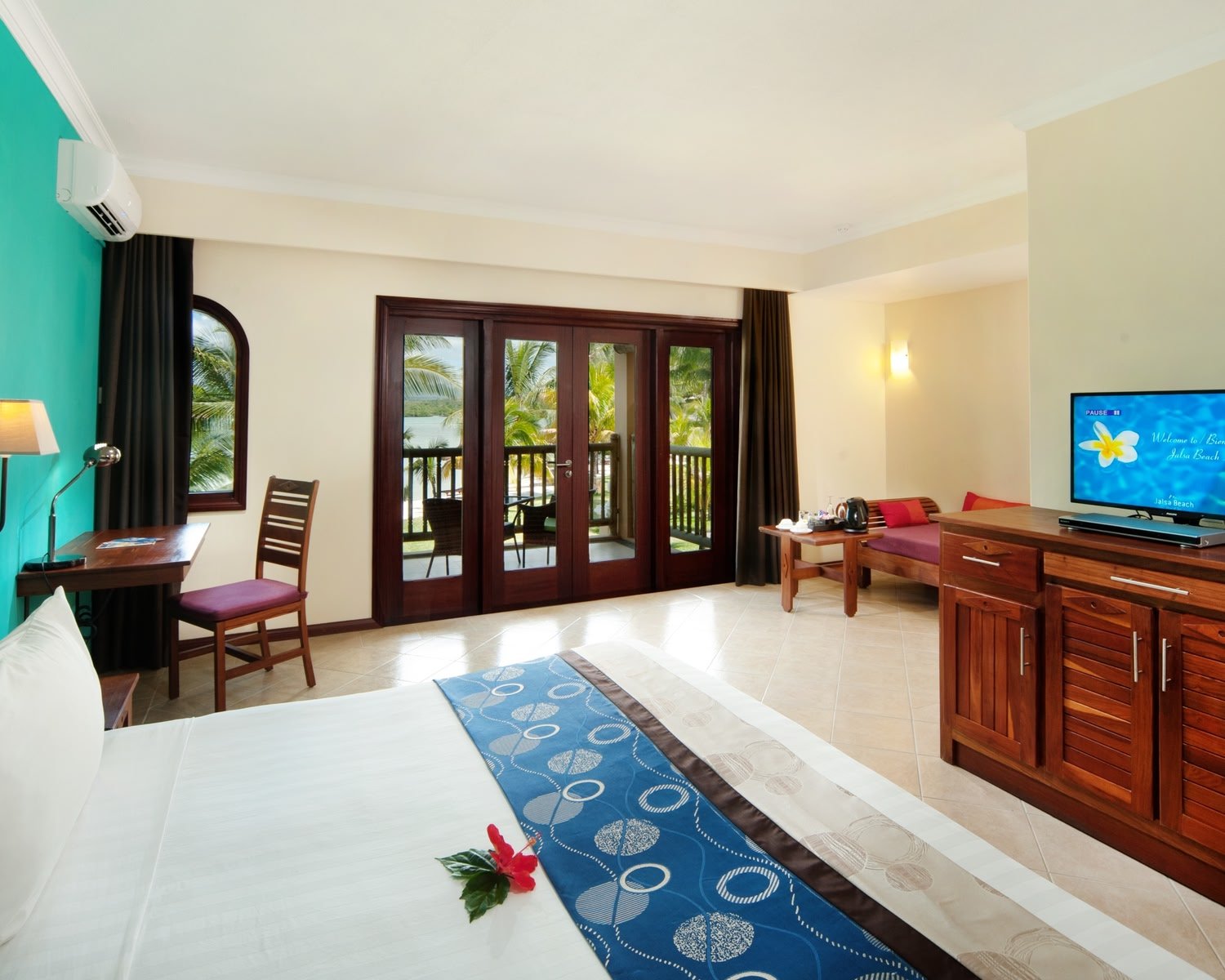 Jalsa Beach Hotel & Spa
